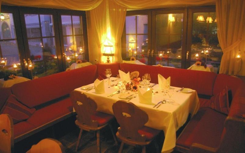 Zum Treuen Bartel Otel Markgröningen Dış mekan fotoğraf